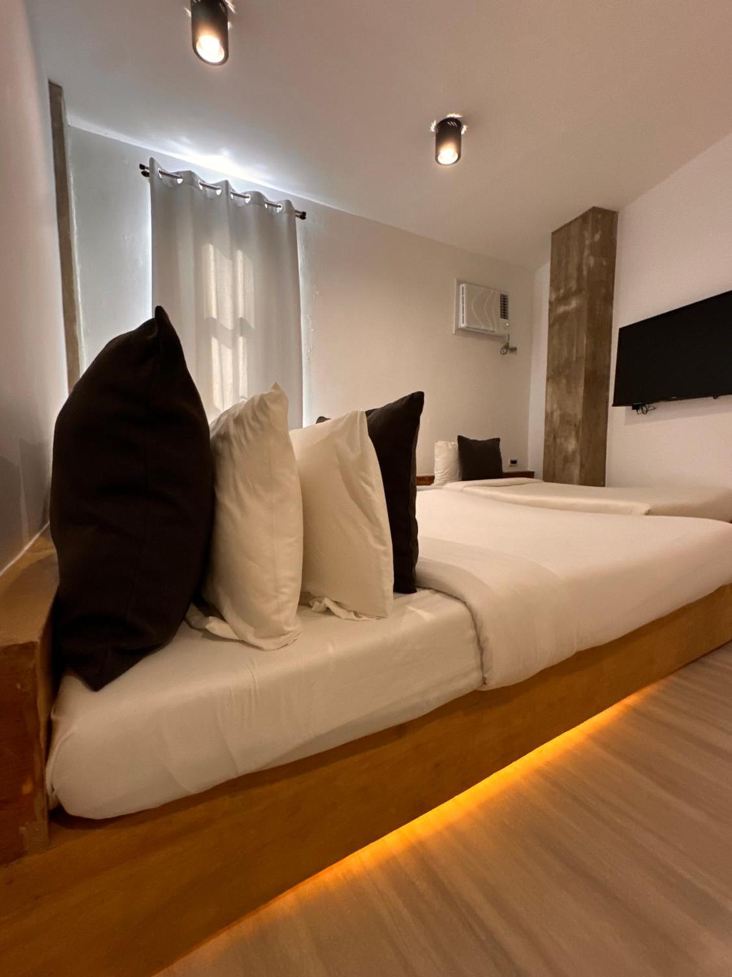 Urban Boutique Hotel Balabag  Exteriör bild
