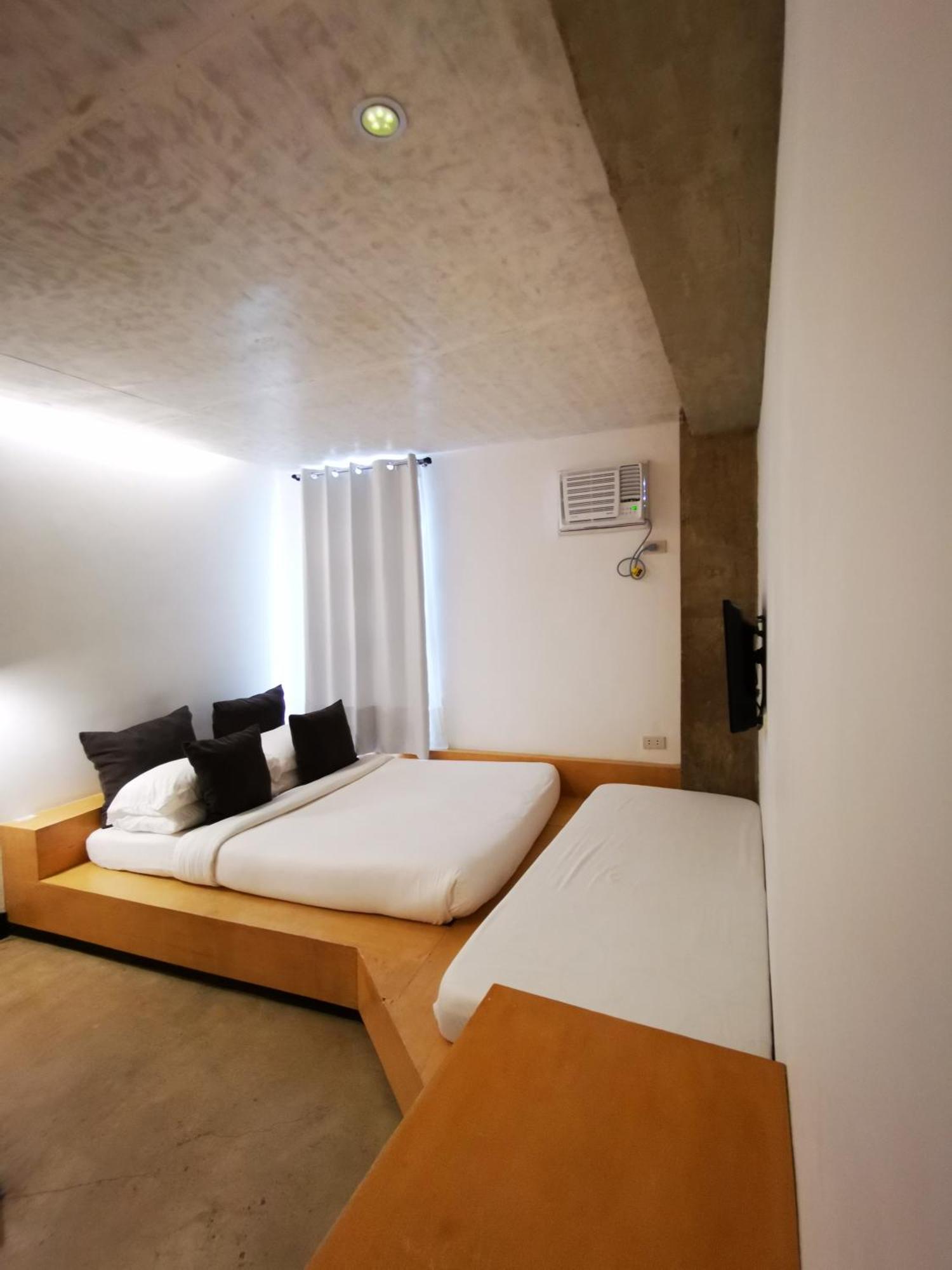 Urban Boutique Hotel Balabag  Exteriör bild