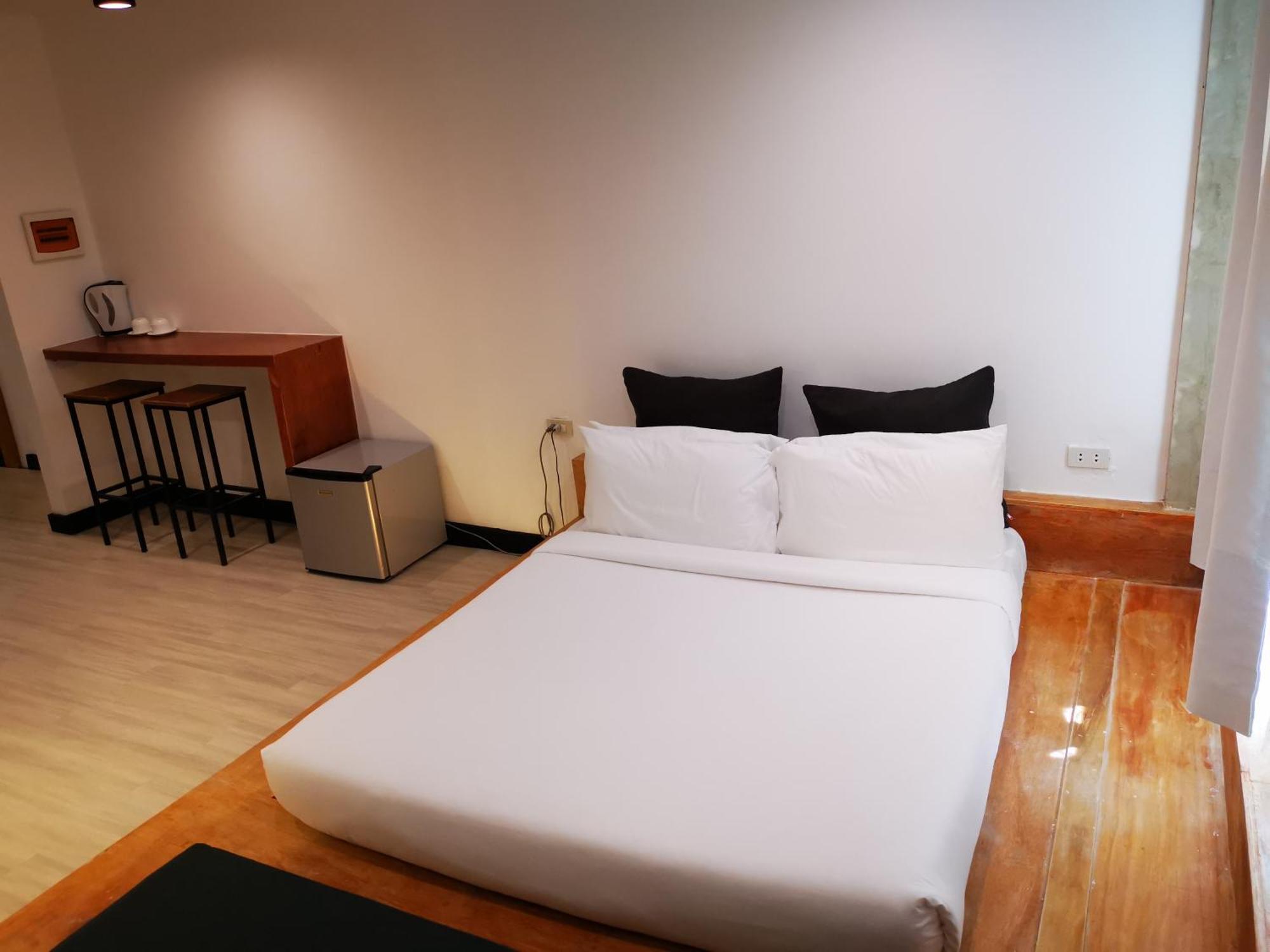 Urban Boutique Hotel Balabag  Exteriör bild